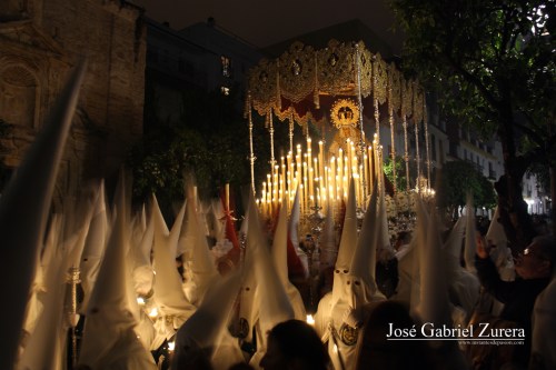Luz de Candelaria-red